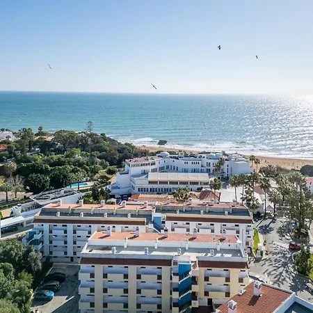 Apartment Passport Beach - 201 By Hellovacations
